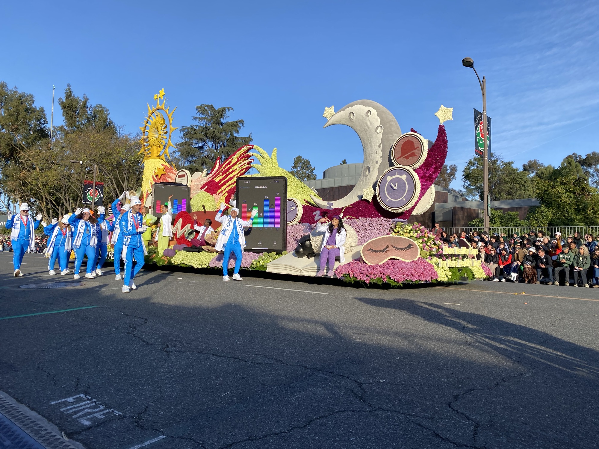 Best Day Ever: The 136th Tournament of Roses Parade – The Cranky